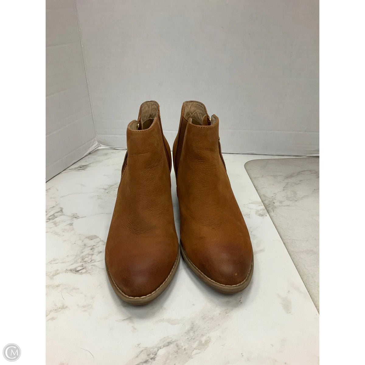 Boots Ankle Heels By Vionic In Brown, Size: 6