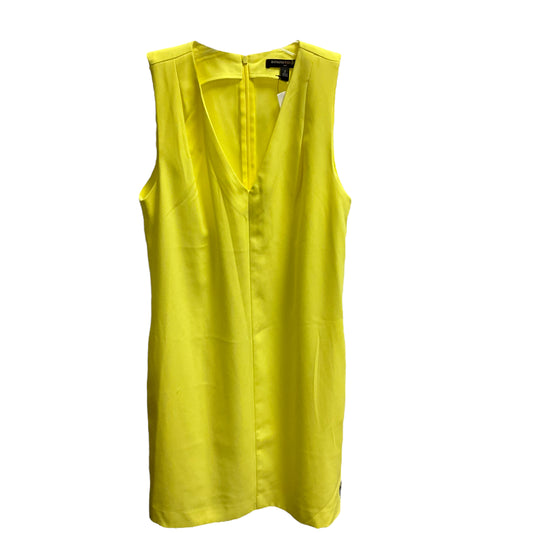 Dress Casual Short By Banana Republic  Size: 2