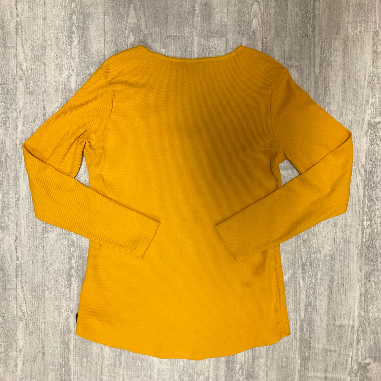 Top Long Sleeve By Eddie Bauer In Yellow, Size: M