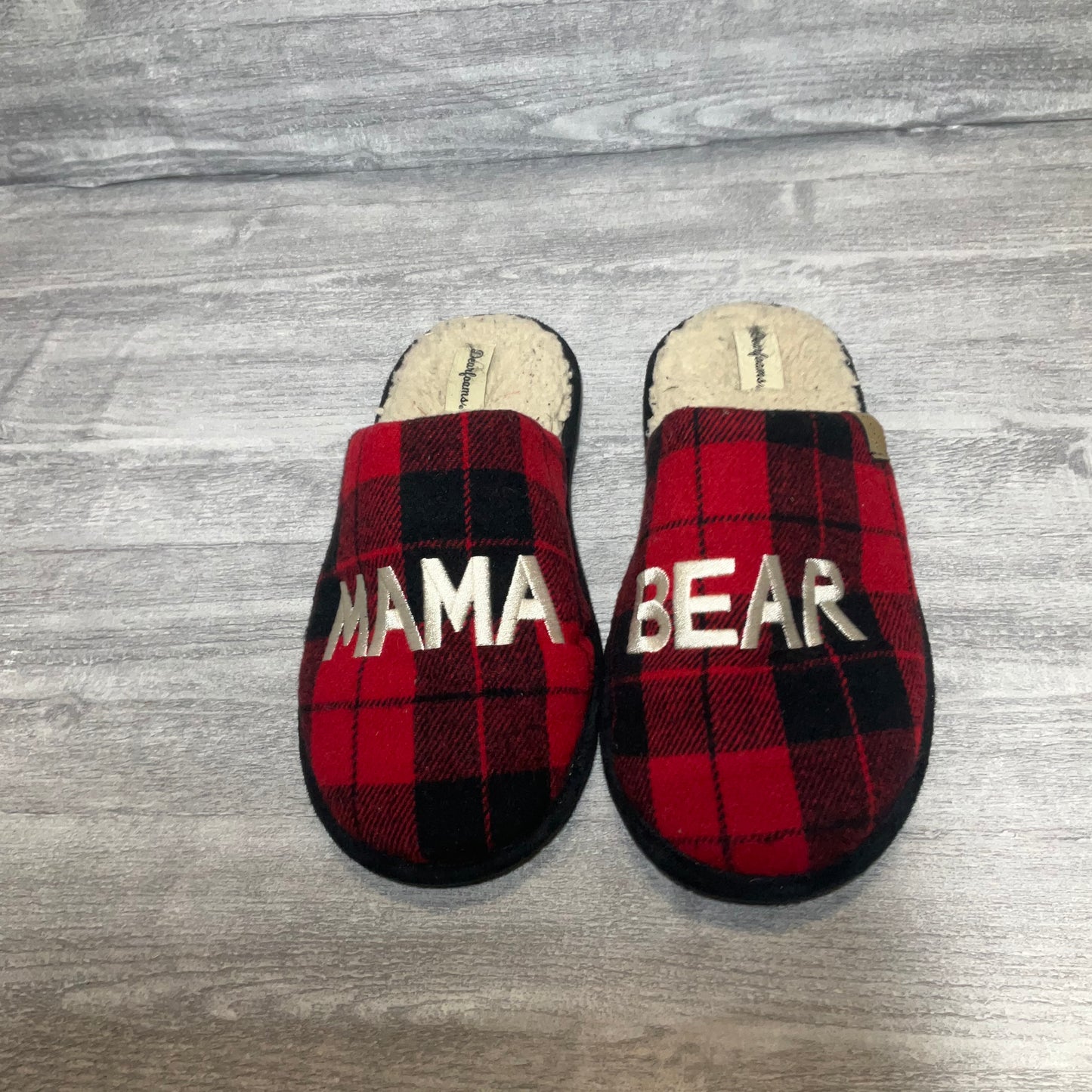 Slippers By Cmc In Checkered Pattern