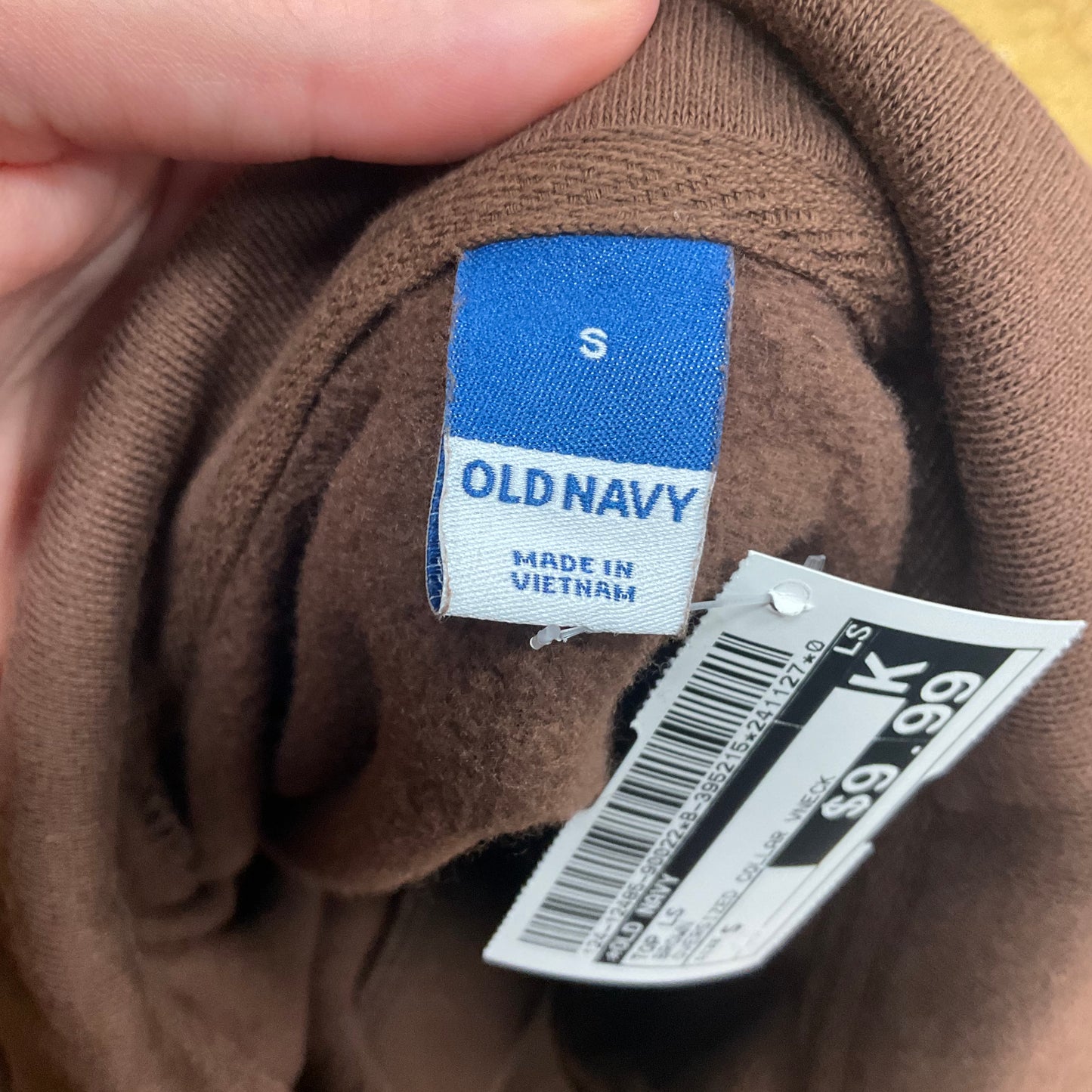 Top Long Sleeve By Old Navy In Brown, Size: S