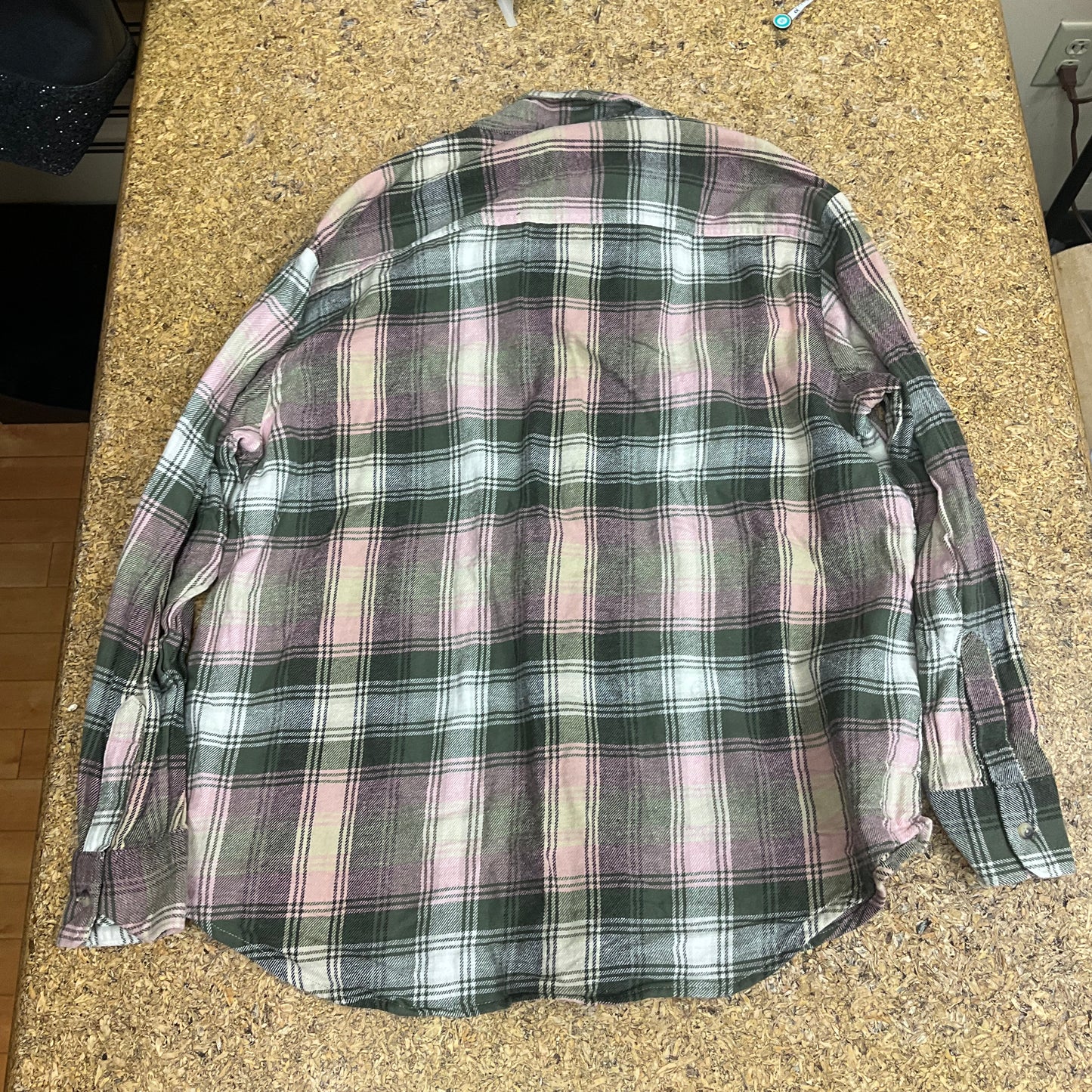 Top Long Sleeve By Old Navy In Plaid Pattern, Size: M