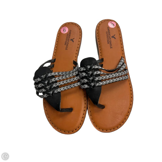 Sandals Flip Flops By American Eagle In Black & White, Size: 9