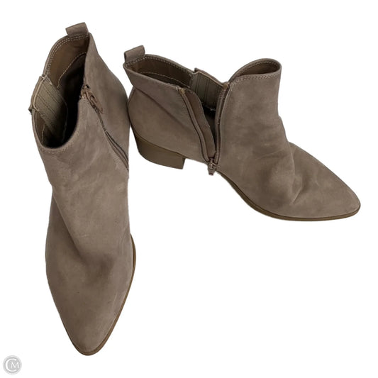 Boots Ankle Heels By Clothes Mentor In Taupe, Size: 8