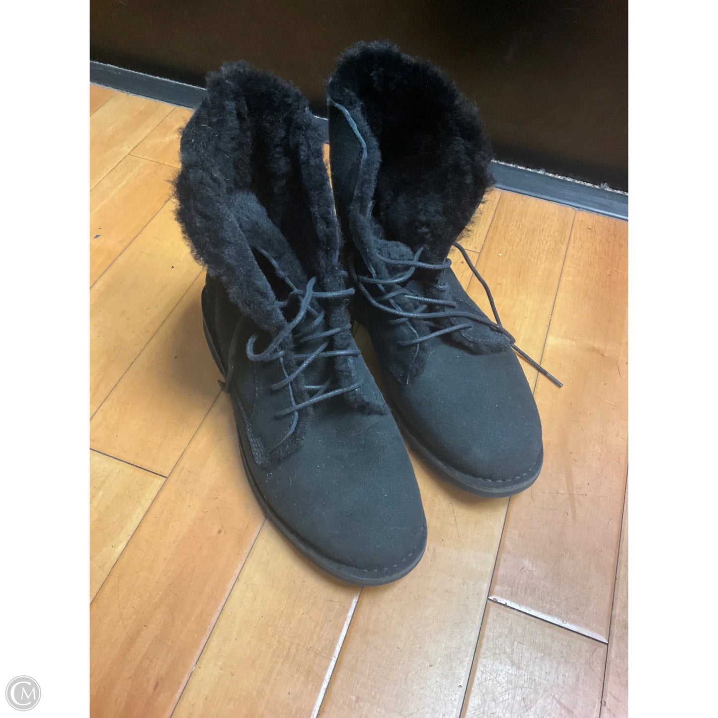 Boots Designer By Ugg In Black, Size: 9