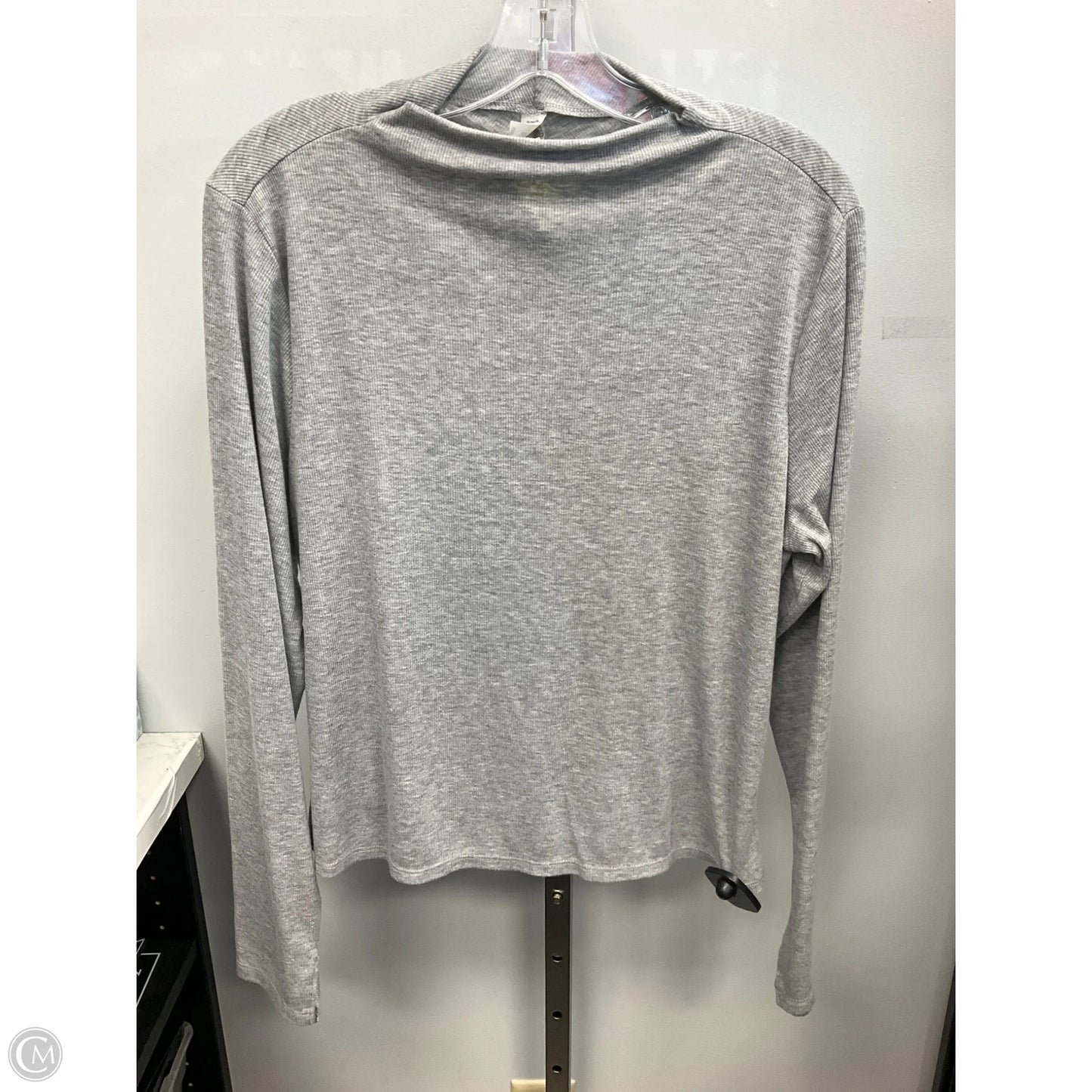 Top Long Sleeve By Old Navy In Grey, Size: Xl