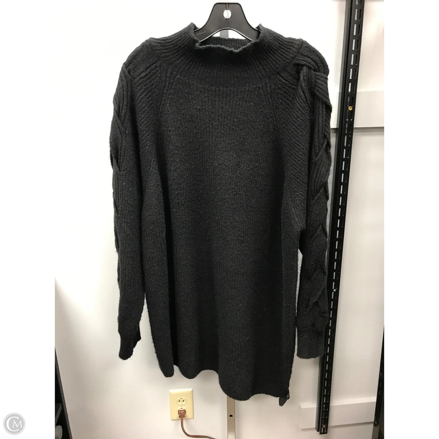 Sweater By Express In Black, Size: Xl