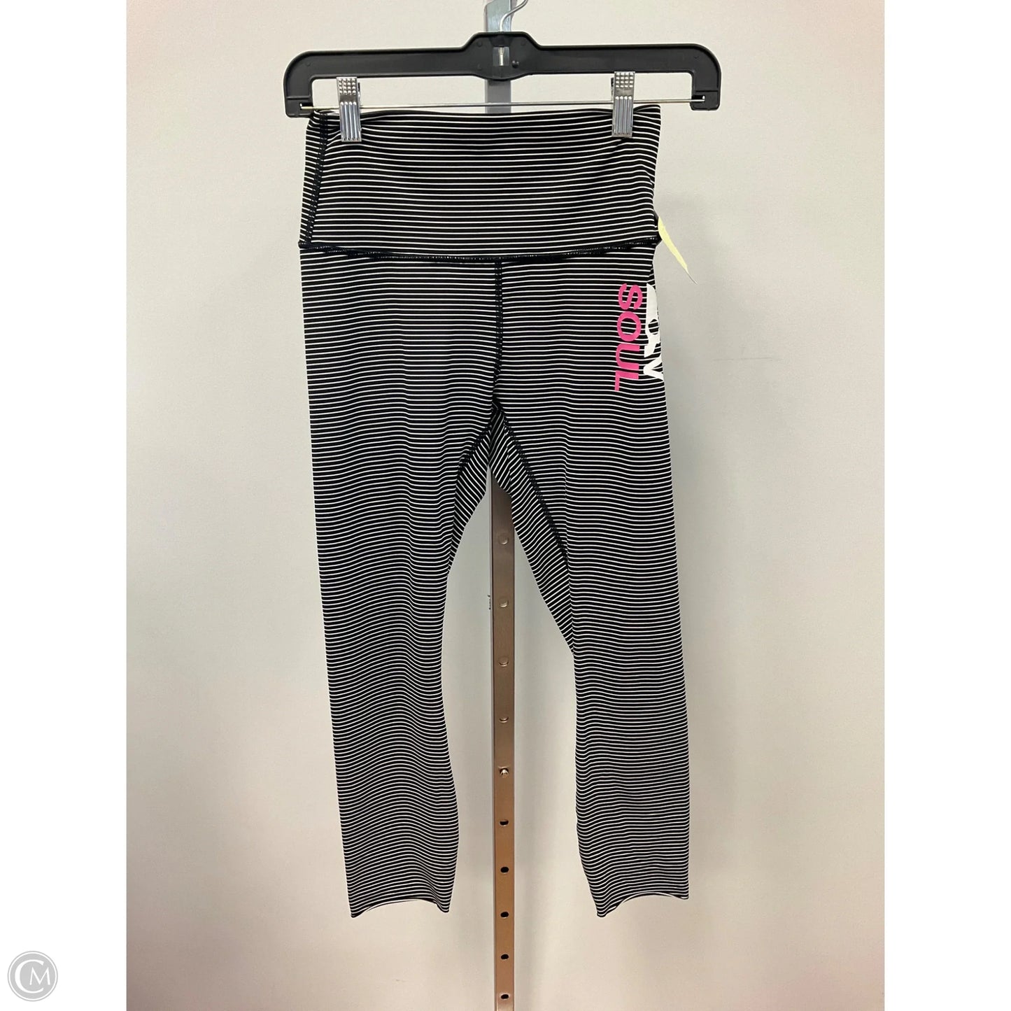 Athletic Capris By Lululemon In Striped Pattern, Size: 6