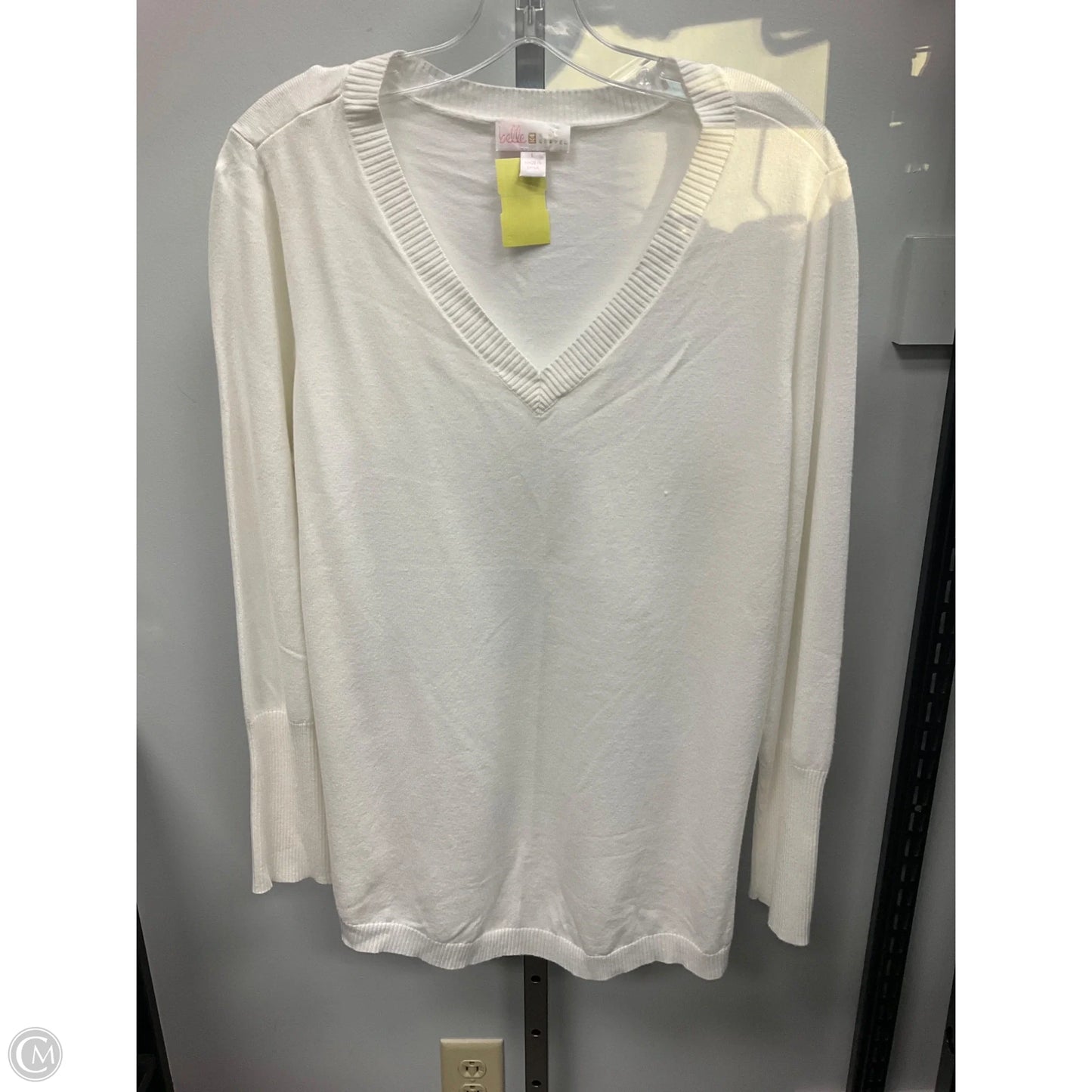 Sweater By Belle By Kim Gravel In White, Size: L