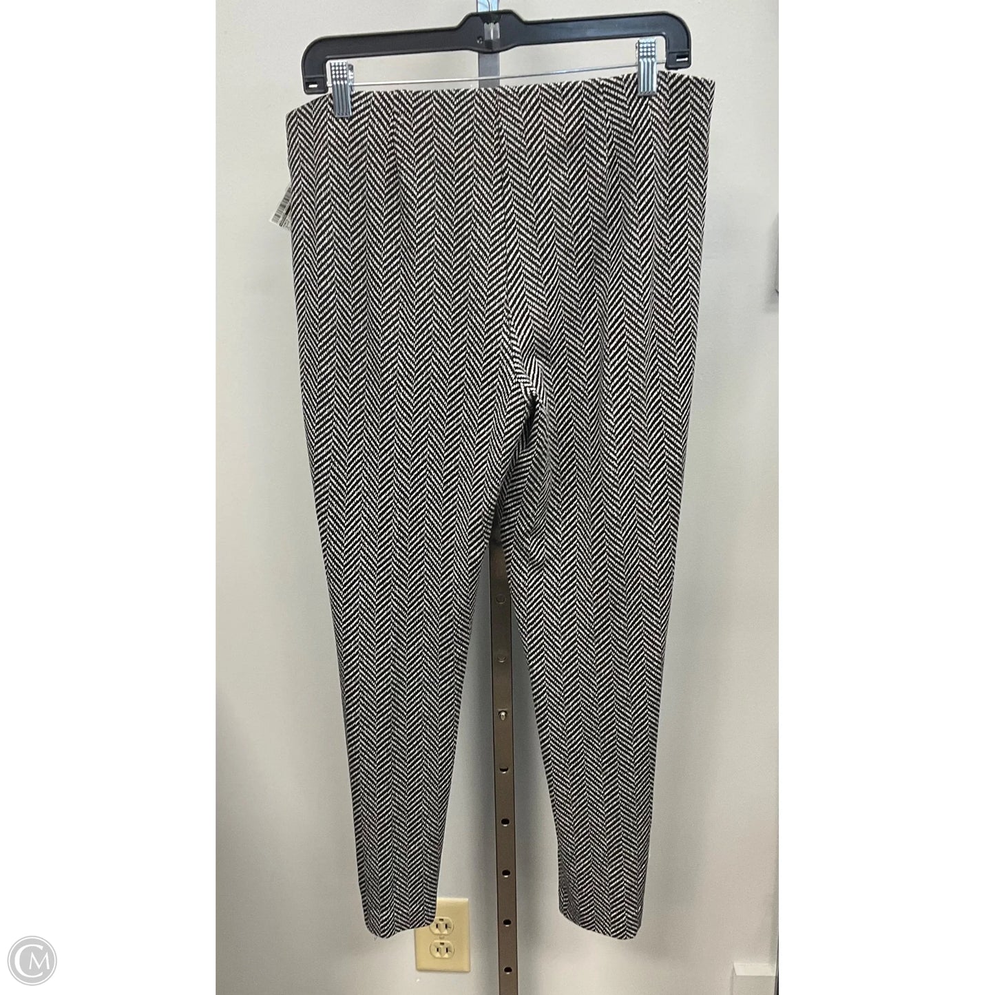 Pants Leggings By Chicos In Black & White, Size: M