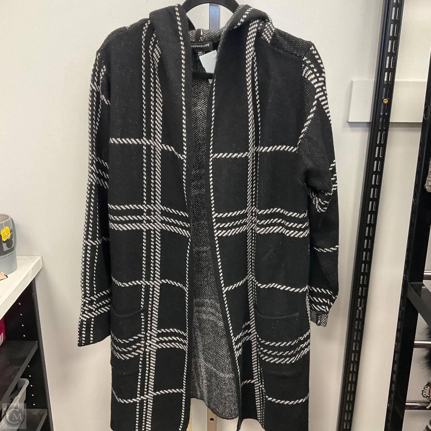 Sweater By Fortune & Ivy In Black & White, Size: Xxl