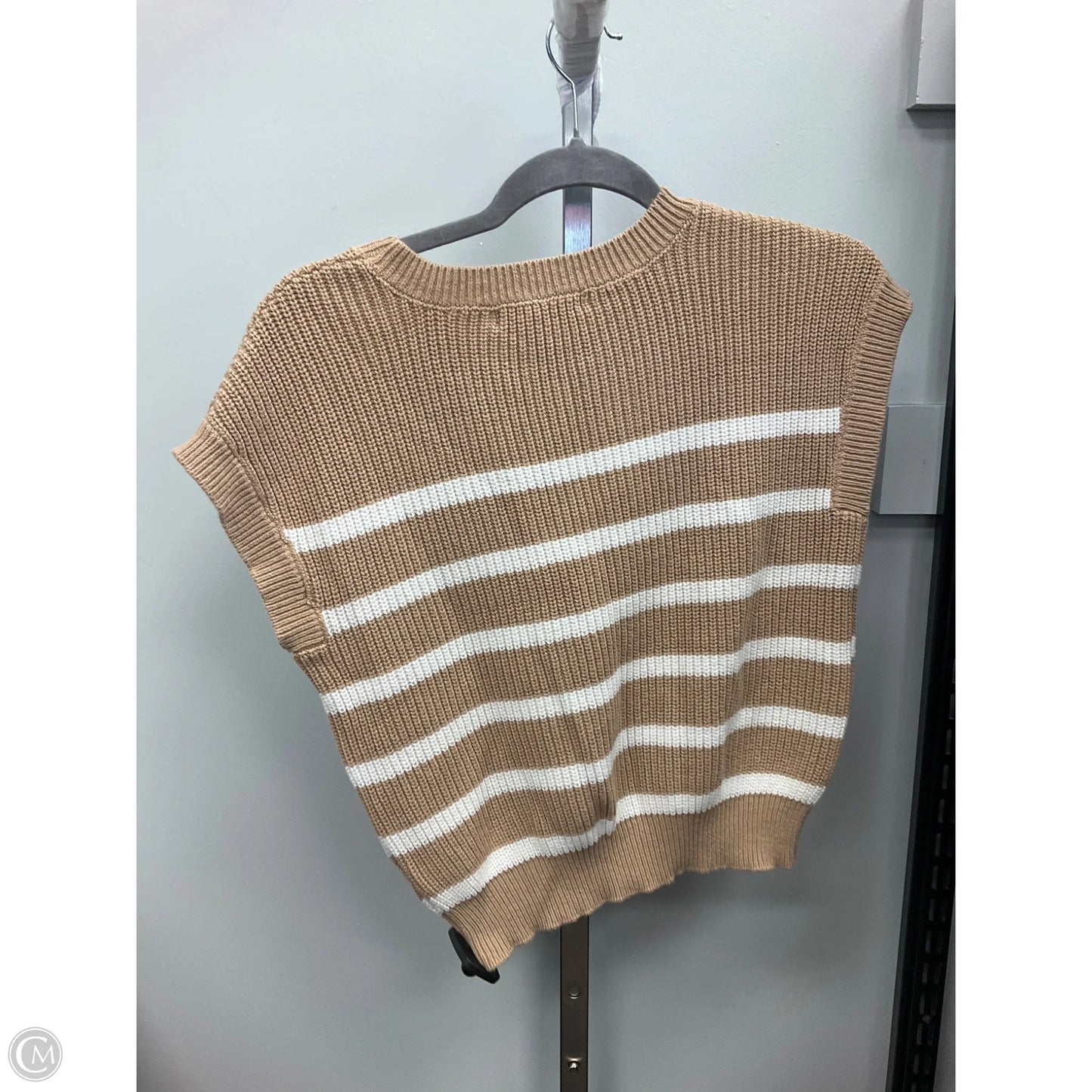 Vest Sweater By Moon And Madison In Tan, Size: Xs