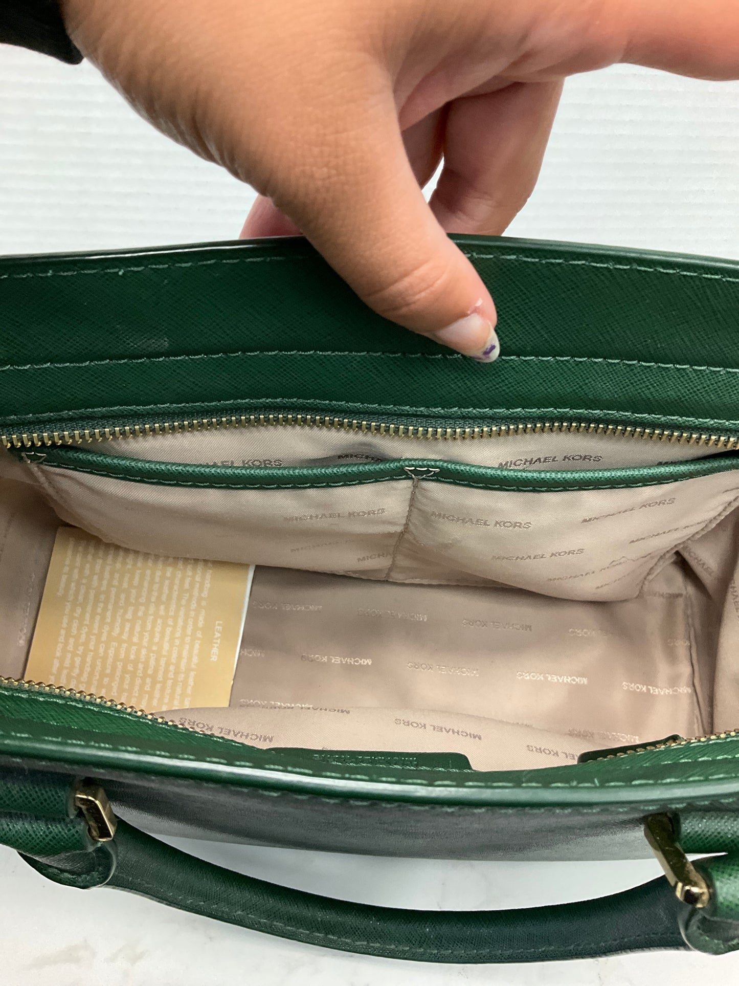 Handbag Designer By Michael Kors, Size: Medium