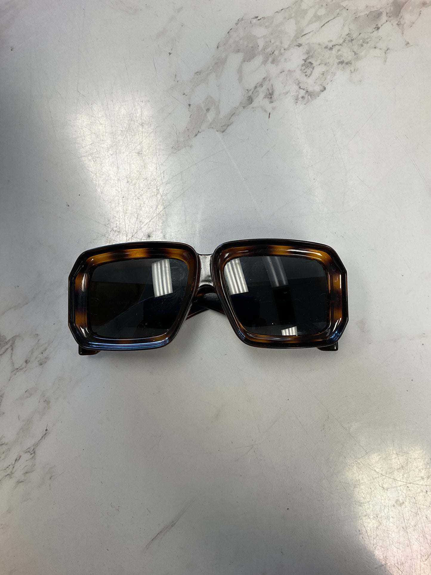 Sunglasses Luxury Designer By Loewe