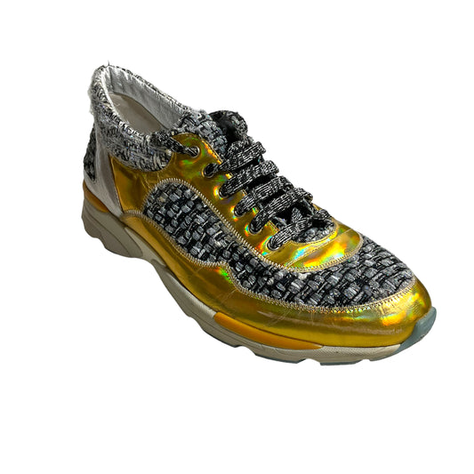 Shoes Luxury Designer By Chanel